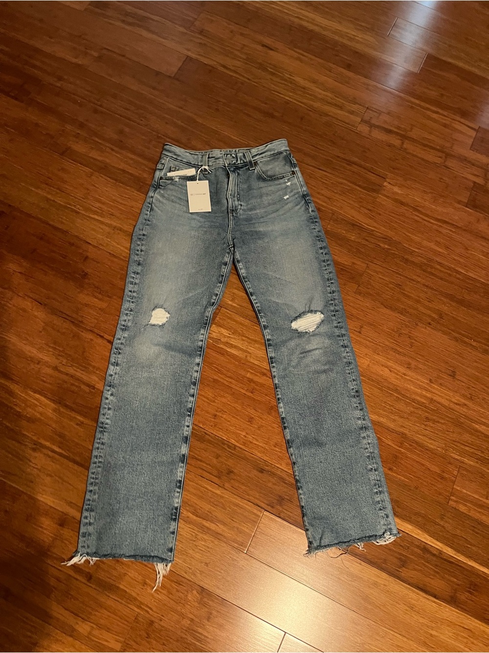 Womens AG contour 360 Alexis straight. High rise vintage fit. Blue Jeans